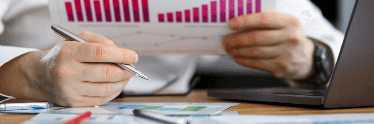 Tabulky a grafy finann analzy